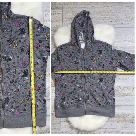 Disney Parks characters full zip jacket. Size XL. Read - Picture 8 of 11